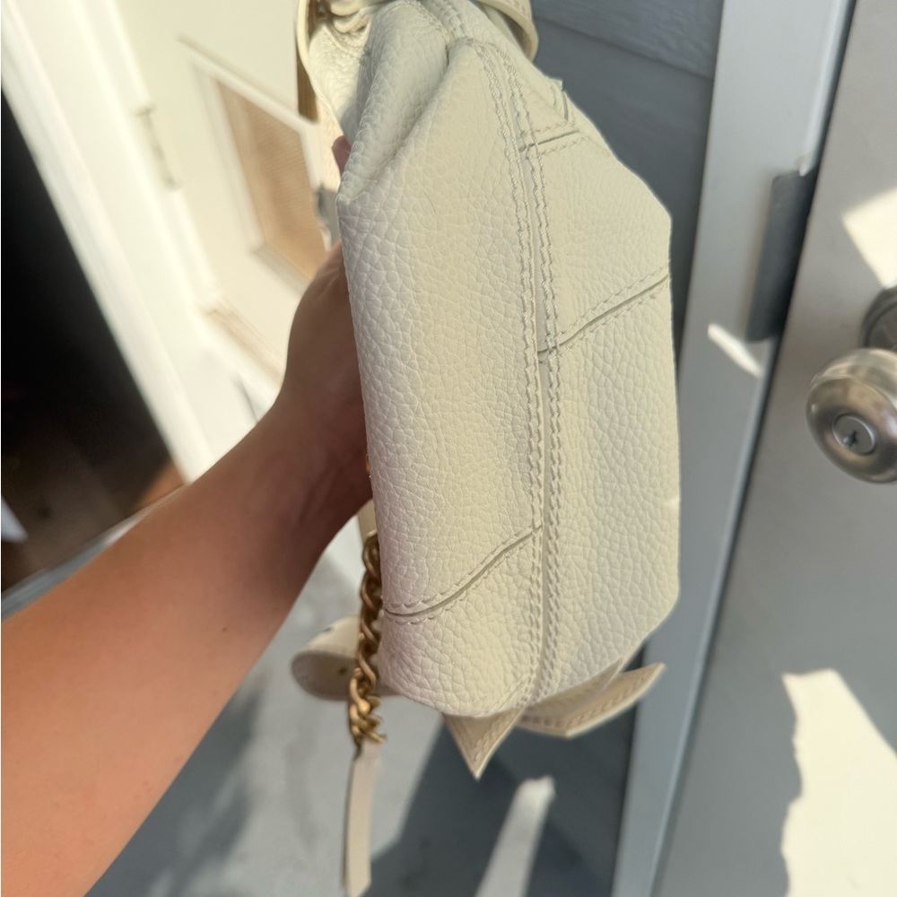 Zadig & Voltaire Cream Shoulder Bag with Gold Chain - Picture 4 of 8